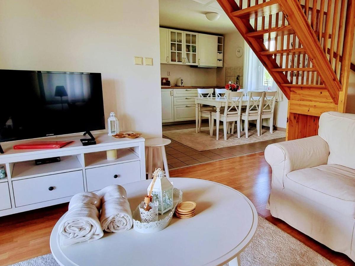Holiday Home Holiday Hill 42 By Interhome Cista  Eksteriør billede