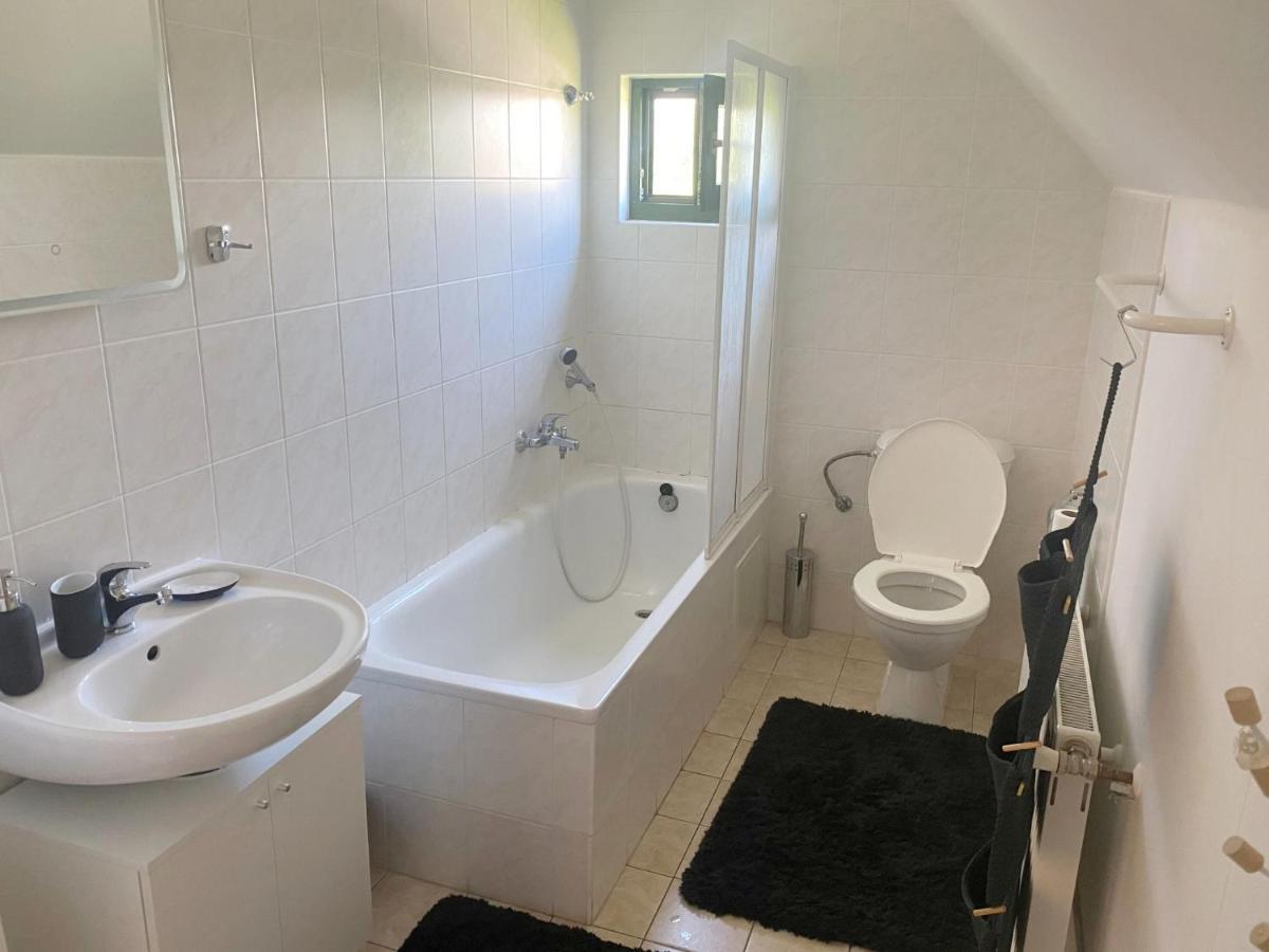 Holiday Home Holiday Hill 42 By Interhome Cista  Eksteriør billede